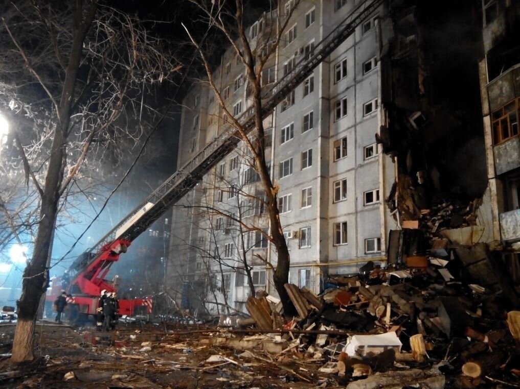 Взрыв газа в Волгограде 2015 год. фото с сайта http://vlg-media.ru
