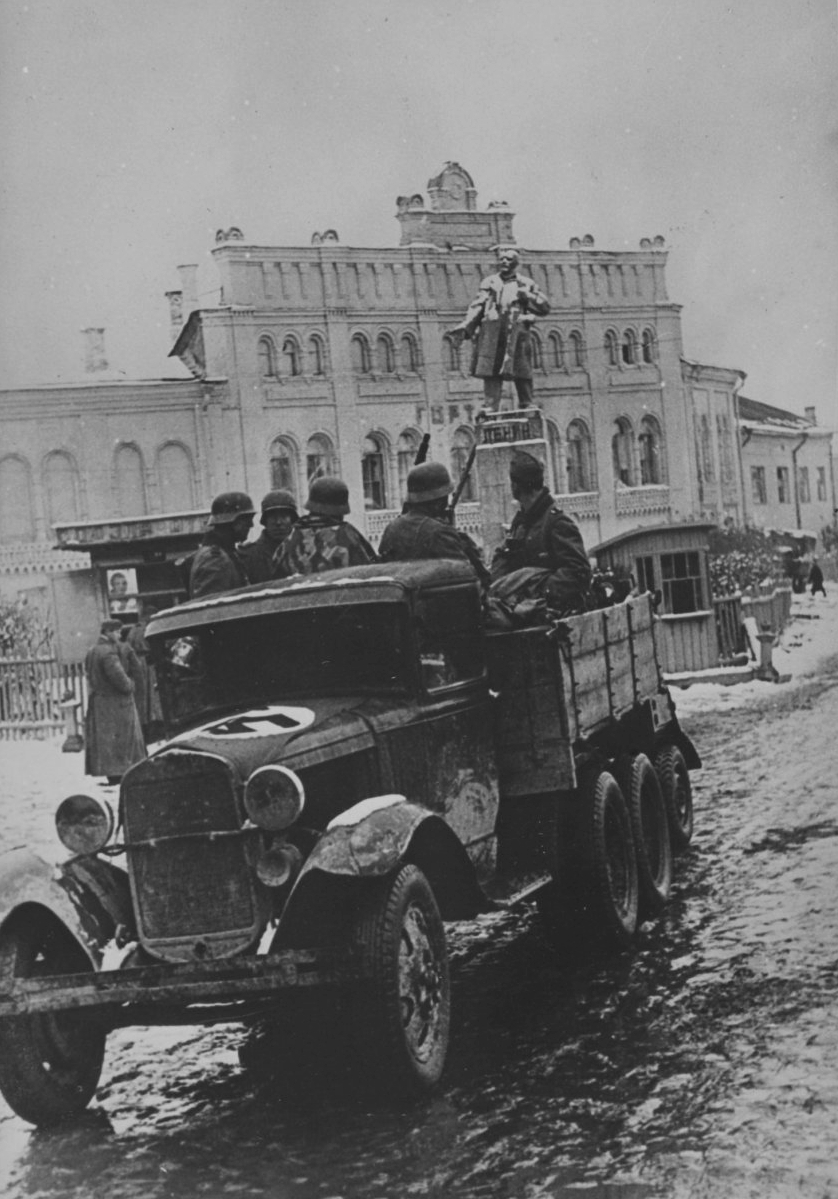 Газ ааа грузовой фото военного времени Бои под Вязьмой: упущенный шанс окружить армии Третьего рейха Исторические замет