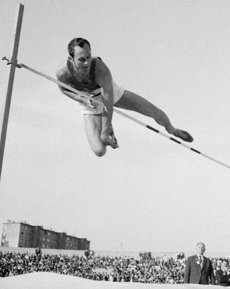 Фото из открытых источников. Валерий Николаевич Брумель.