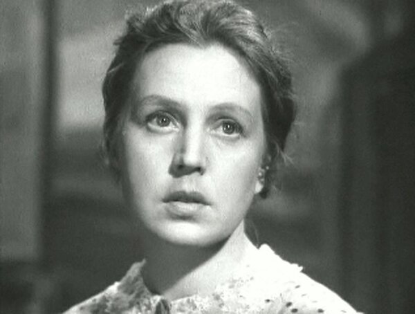 «Я отказалась... У меня уже не хватит сил»: жизнь и роли советской актрисы Нины Мамаевой