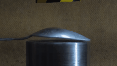 Пресс гнет ложку