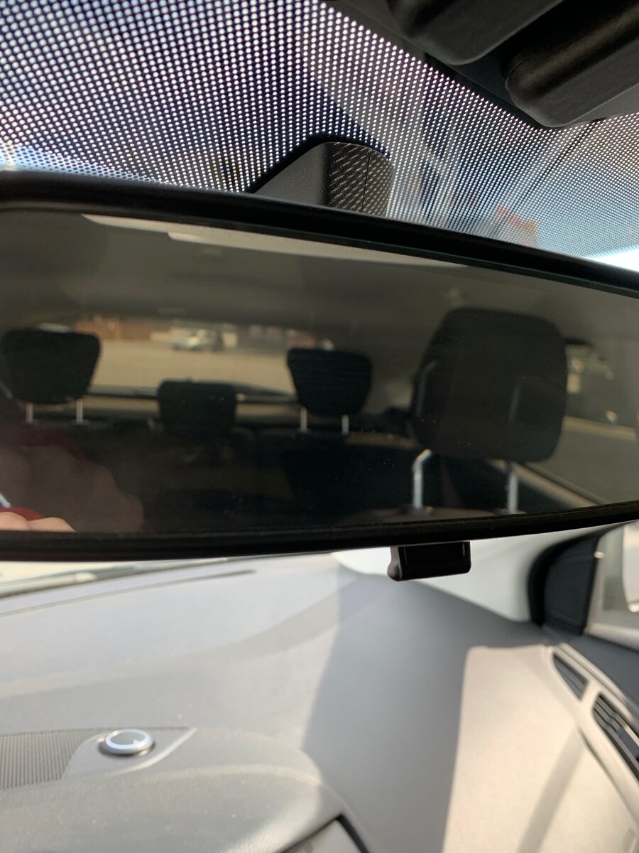 Каждый день я думаю, а кого я увижу сегодня в этом зеркале