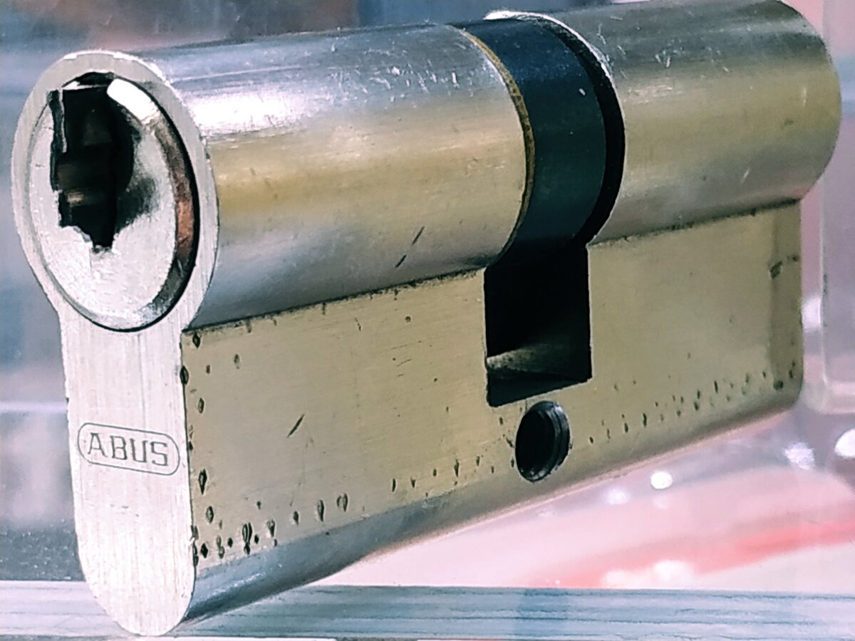 Цилиндровый механизм ABUS.
