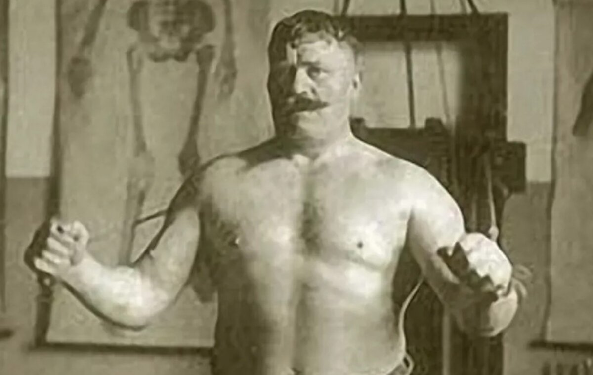 Рауль борец и поддубный. Иван максимович поддубный. Деньги поддубного в америке. Деньги поддубного в америке. Иван максимович поддубный.