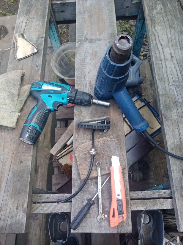 Разборка неразборного светодиодного прожектора