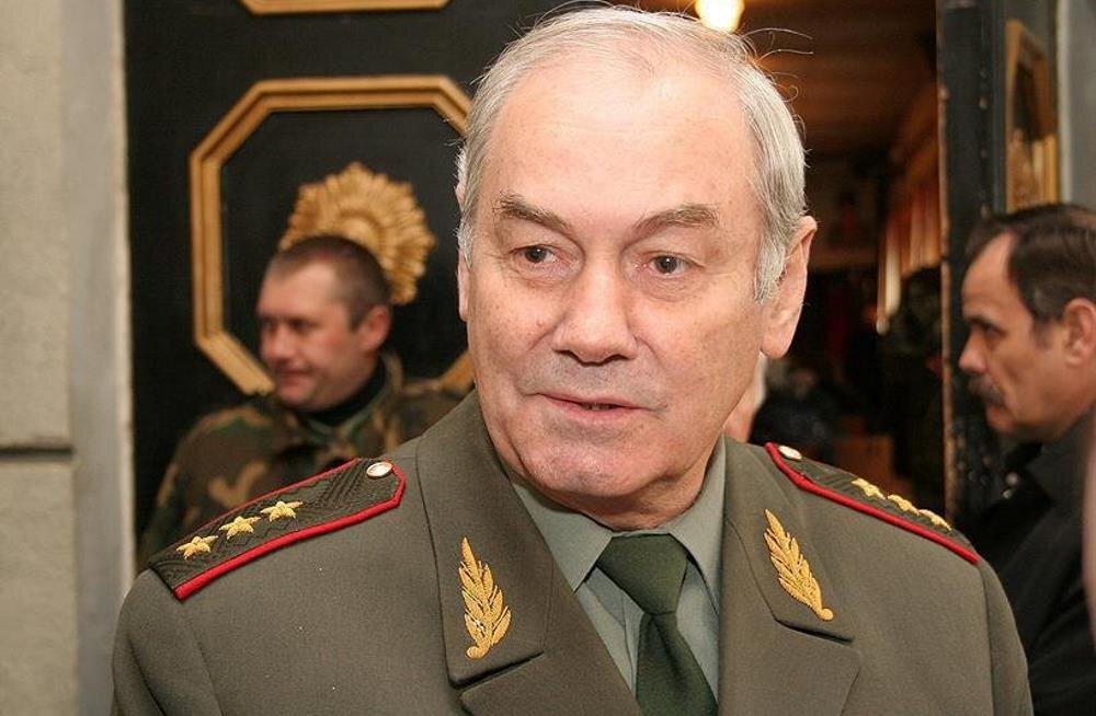 Леонид Григорьевич Ивашов. Российский военный и общественный деятель, генерал-полковник. Специалист в области геополитики, конфликтологии, международных отношений, военной истории. Президент Академии геополитических проблем. 