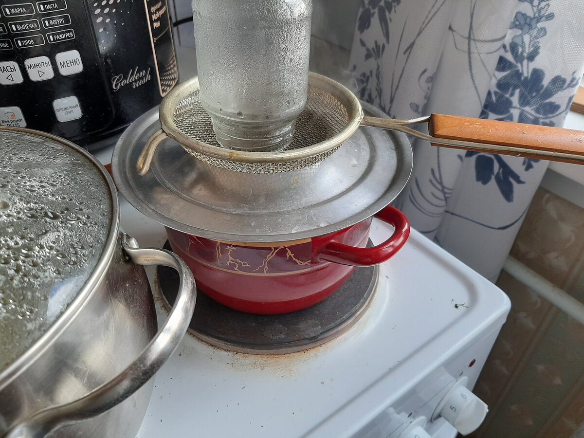 Пюре разливаю в маленькие банки, поэтому приходится извращаться.