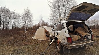 Семь дней в лесу, живу в палатке. Выехал на поиск металла.