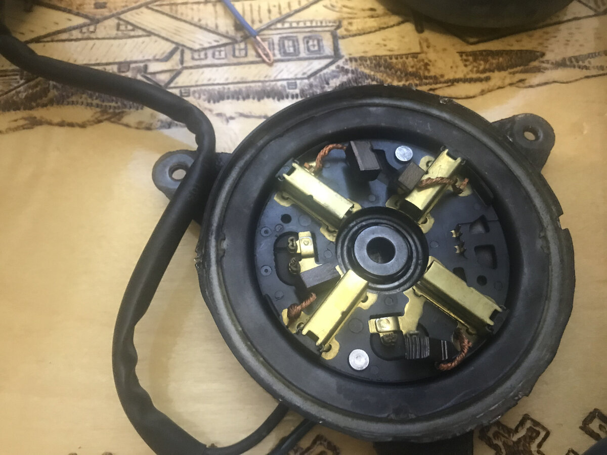 Щетки мотора