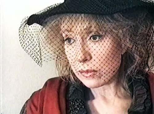 Актриса Инна Чурикова до съёмок фильма не знала ни слова по-итальянски, но успела выучить язык всего за 3 месяца