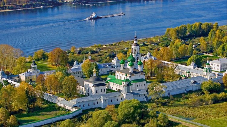 Толгский монастырь, расположенный в Ярославле на левом берегу Волги