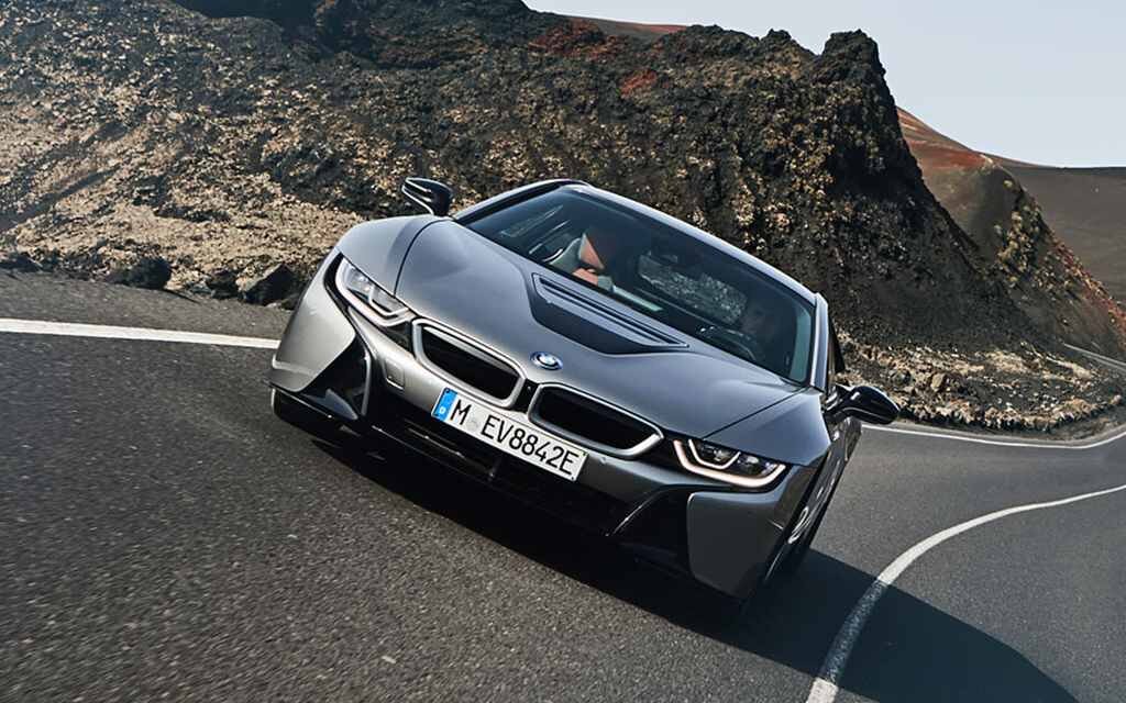 BMW i8 Coupe 2019