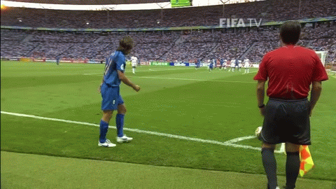 Матерацци Гол 19'	