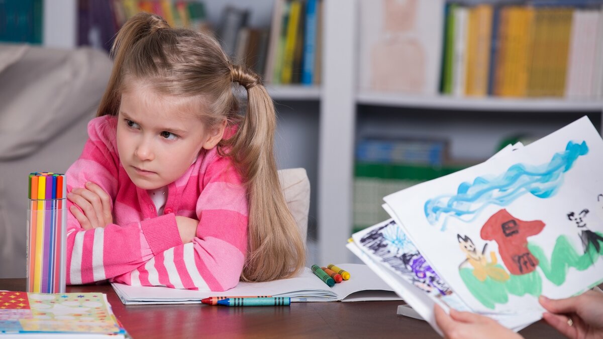 ребенок шесть лет. психология ребенка 9 лет девочке. психология ребенка 9 лет девочке. педагог и дети. общение детей.