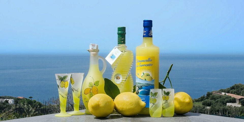 Итальянский ликер Limoncello