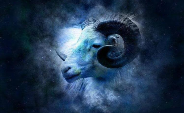 Новая неделя для Овнов будет особенно выдающейся. Если вы хотите достичь какой-то цели, то уже в конце недели сможете насладиться первым результатом своего труда. Старайтесь делать не все сразу, а постепенно. Тогда конечный результат вас очень удивит. Если вы только подумываете о переменах, то попробуйте на этой неделе сделать первый шаг. Вы почувствуете в себе силы, и вам обязательно все удастся. 
В пятницу откажитесь от чужих и необязательных дел. Делайте только самое важное и самое необходимое из того, что запланировали в течение недели. В субботу вы сможете решить самые острые и насущные проблемы, которые вас давно беспокоят.
Рекомендуется на этой неделе сосредоточиться на своей работе и личностном развитии. Вечеринки и шумные компании оставьте до весны, а зимние вечера проведите за книгами и другими учебными материалами.