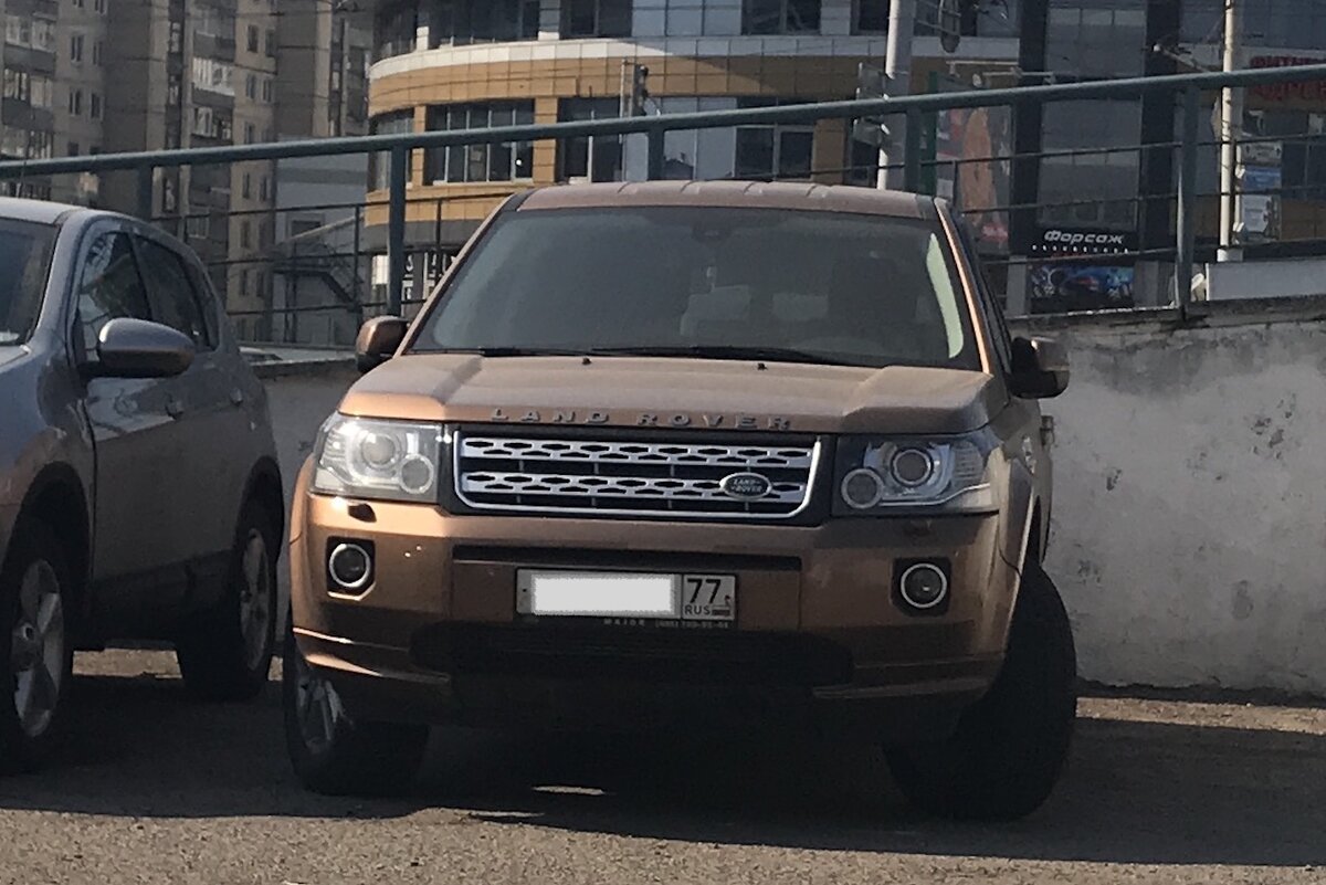 Машин с российскими номерами в Минске очень много.