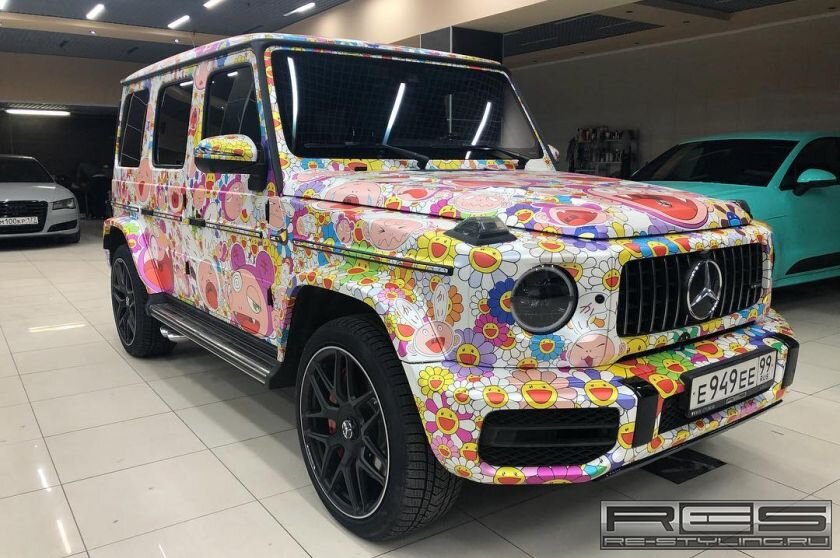 Источник: https://re-styling.ru/complete-works/vinilografiya-mercedes-g63-amg