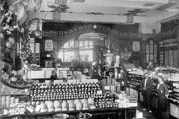 Фото: http://www.newsinfo.ru/articles/2018-06-14/chandelier/784173/