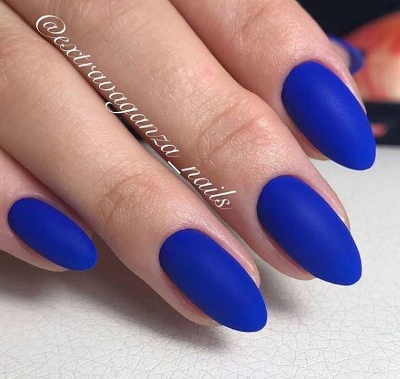 Источник фото: Instagram @extravaganza_nails