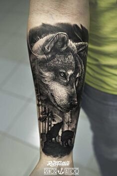  Татуировка волк для умных, сильных и стремительных. Этот зверь, который всегда вызывал уважение и восхищение.-2
