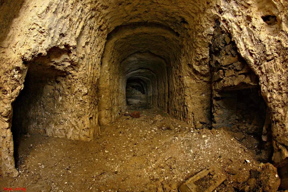Город под землей китай. Подземные катакомбы Долина смерти. Подземный тоннель. Древние подземные тоннели. Межконтинентальные подземные тоннели.