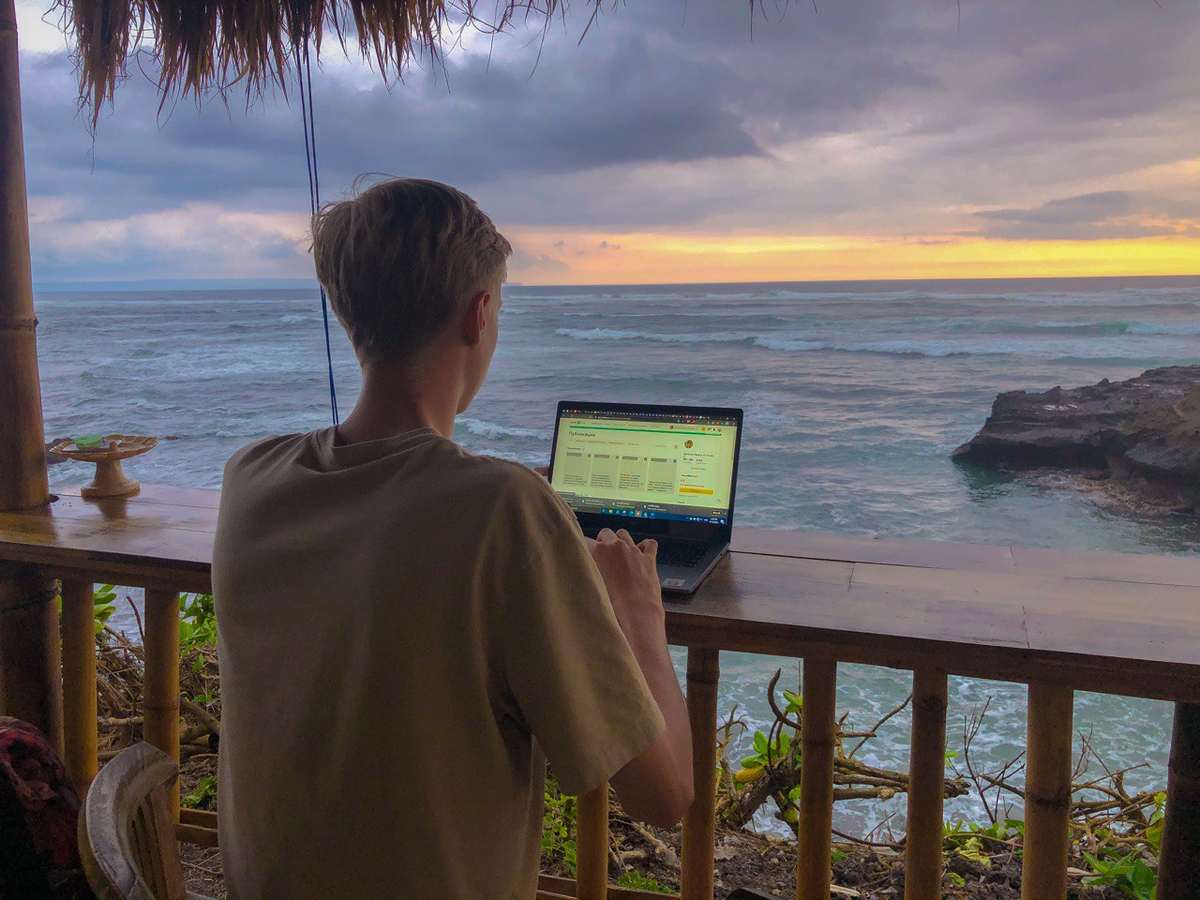 Этой статьей я не хотел никого оскорбить, здесь я выражаю исключительно свои мысли