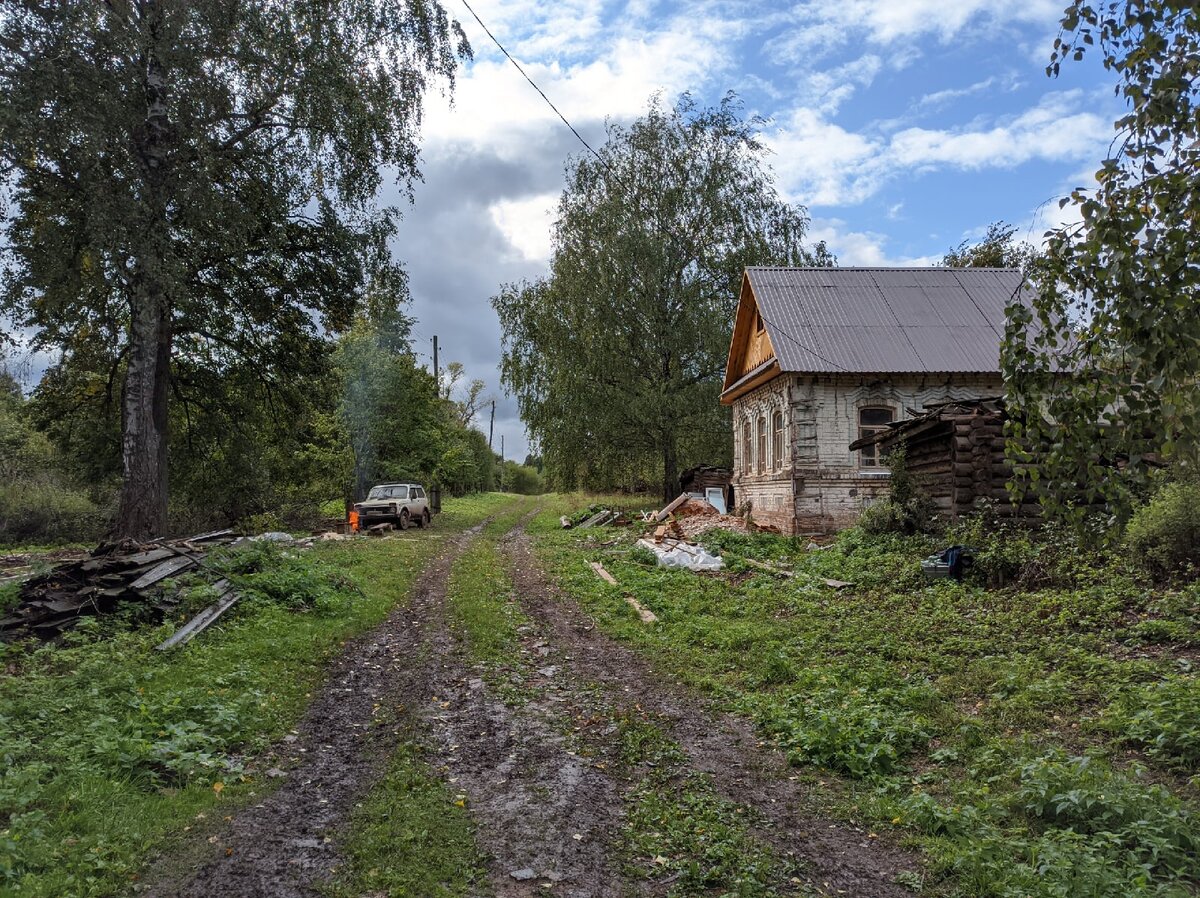 Почему мы не подняли проём входной двери дома прадеда, как это советовали  подписчики? | Вятский Хутор | Дзен