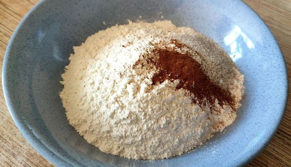 Мука с разрыхлителем и специями