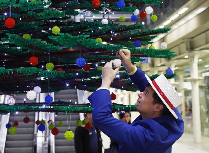 Ёлка из лего в Лондоне 2011г.