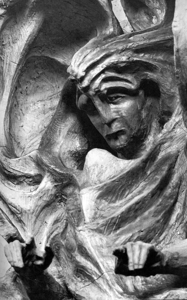 Люцифер, скульптура, авт. Рудольф Штайнер