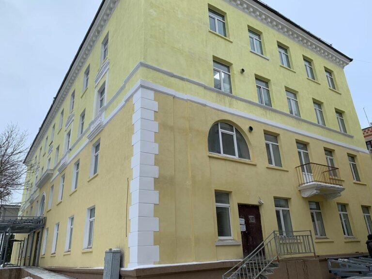    В Орске завершается капитальный ремонт поликлиники городской больницы №5 Марина Шарт