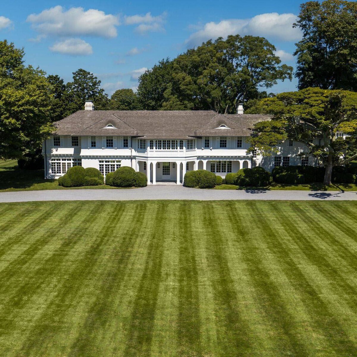 Основной дом поместья