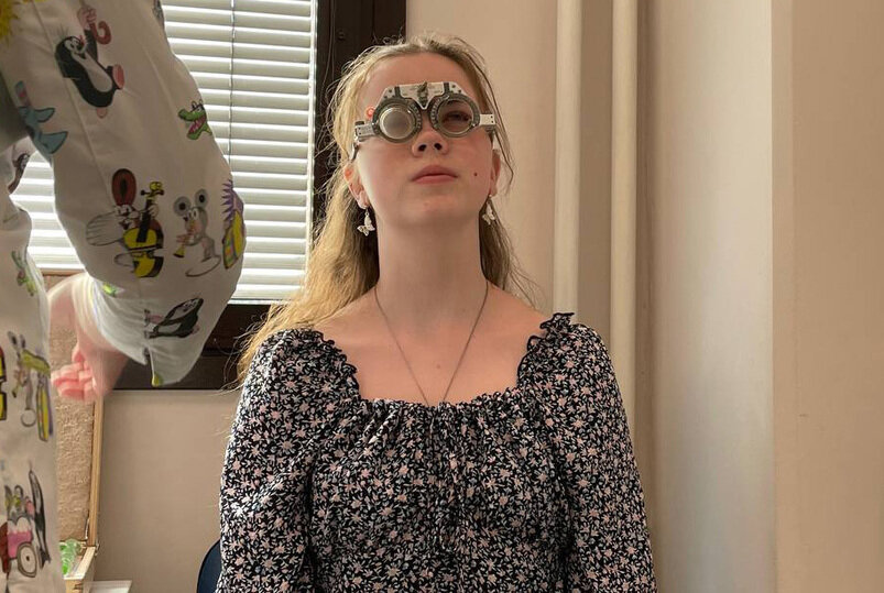     Тася перенесла 9 операций на глаза. Фото автора