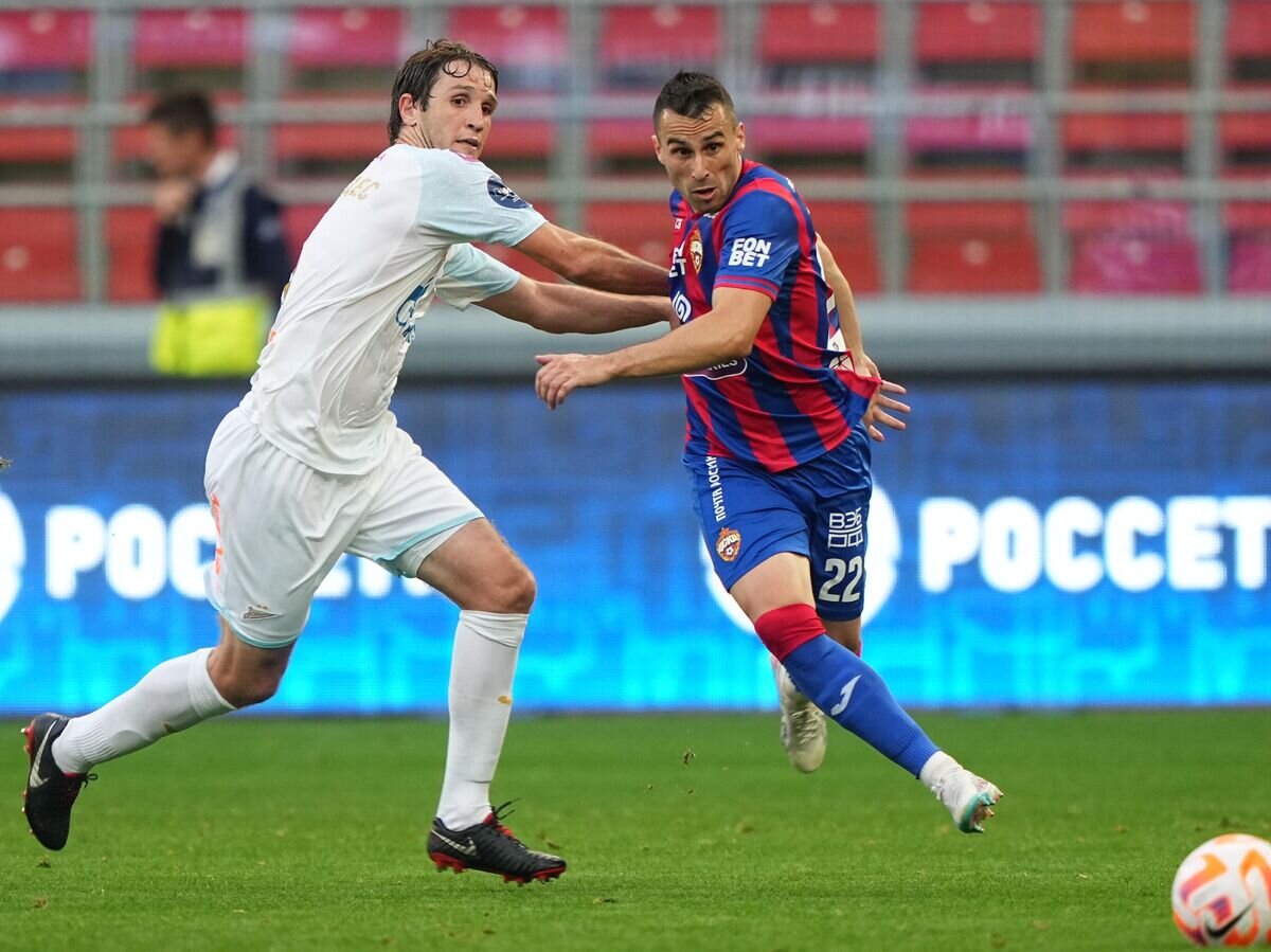    Игрок "Зенита" Марио Фернандес (слева) и игрок ЦСКА Милан Гаич © РИА Новости / Александр Вильф
