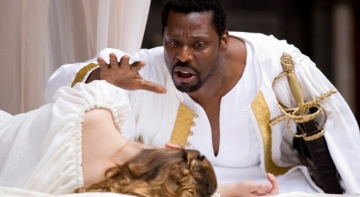    У Шекспира ревнивый мавр задушил жену, которую заподозрил в неверности. В наше время женщины не ждут, пока их придушат под надуманными предлогами, и отвечают на претензии, не оставляя ревнивцам ни одного шанса. Рената Белич