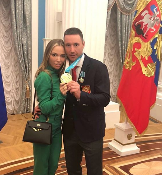 Ковальчук хоккеист жена и дети фото Многодетная супруга хоккеиста Николь Ковальчук стала "Мисс фитнес-бикини" Актуал