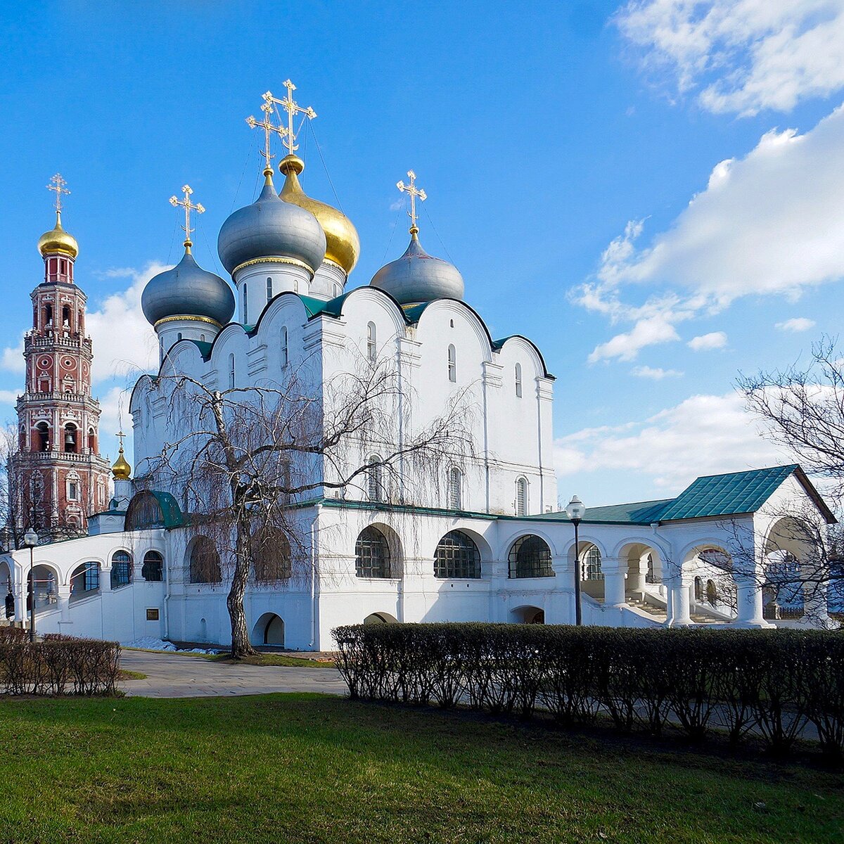 богородице смоленский новодевичий монастырь в москве