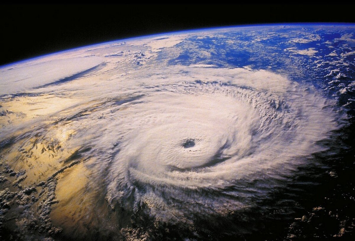 Ураган Катрина из космоса
