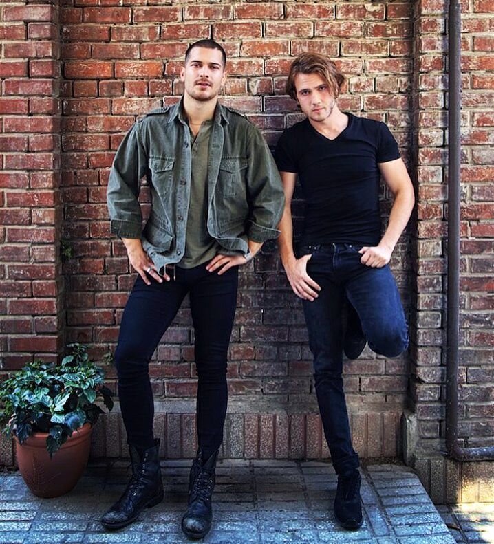 Сериал "Внутри"