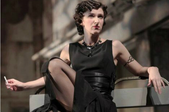 Олеся Железняк в театре