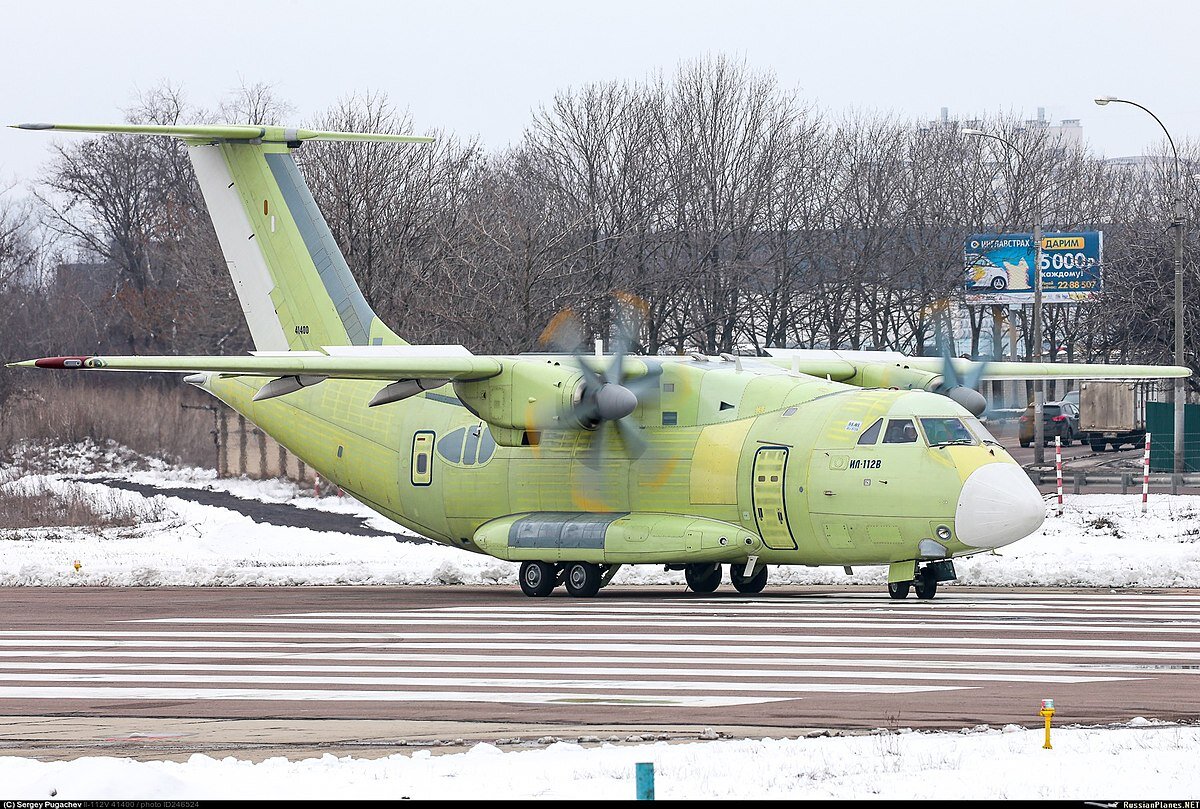 1. Ил-112В на испытаниях в Воронеже. Источник фото: commons.wikimedia.org, автор: Сергей Пугачёв