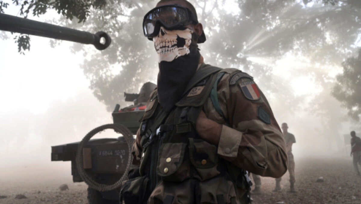 Будни Иностранного Легиона // фото из поиска Google