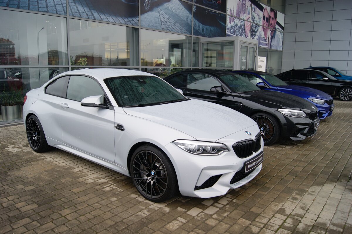 BMW M2.