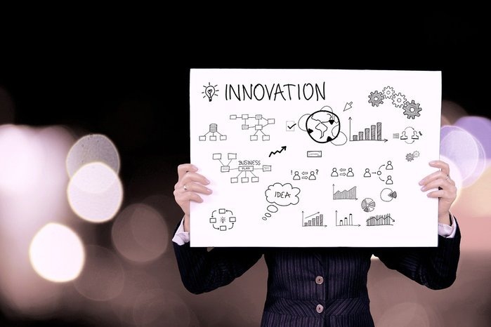 https://pixabay.com/photos/innovation-business-information-561388/