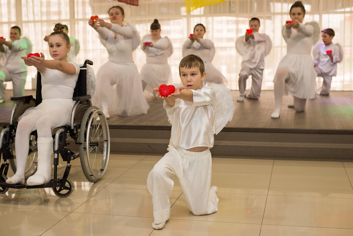 детская танцевально двигательная терапия. танцетерапия для детей. танцевально-двигательная терапия для детей. танцевальная терапия для детей с дцп. танцетерапия для детей с овз.