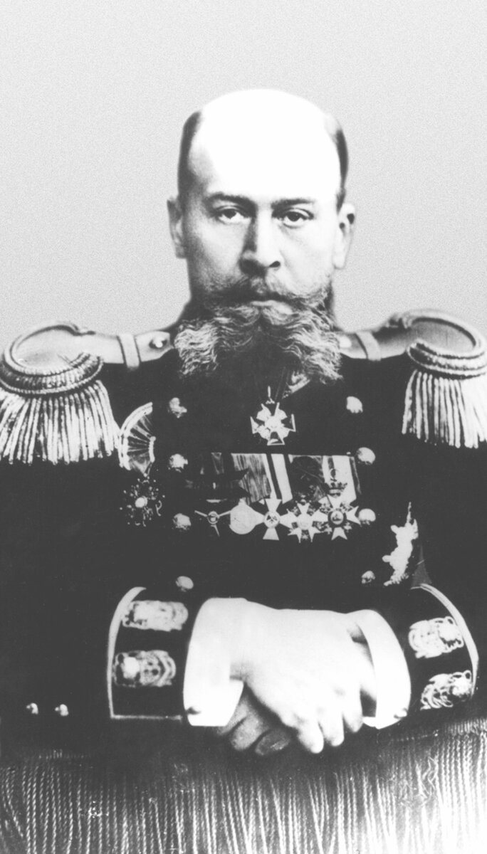 Командир эскадренного броненосца "Император Александр III" капитан 1 ранга Н.М. Бухвостов