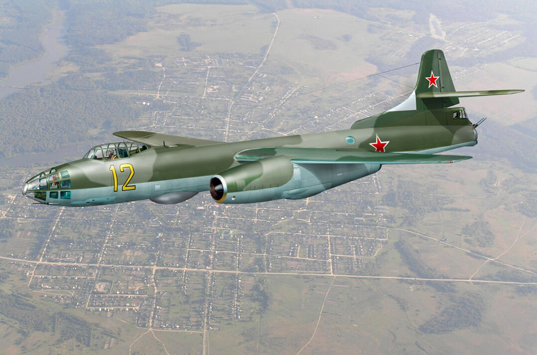 Рисунок фронтового бомбардировщика Ту-14. Источник:  https://war-book.ru/