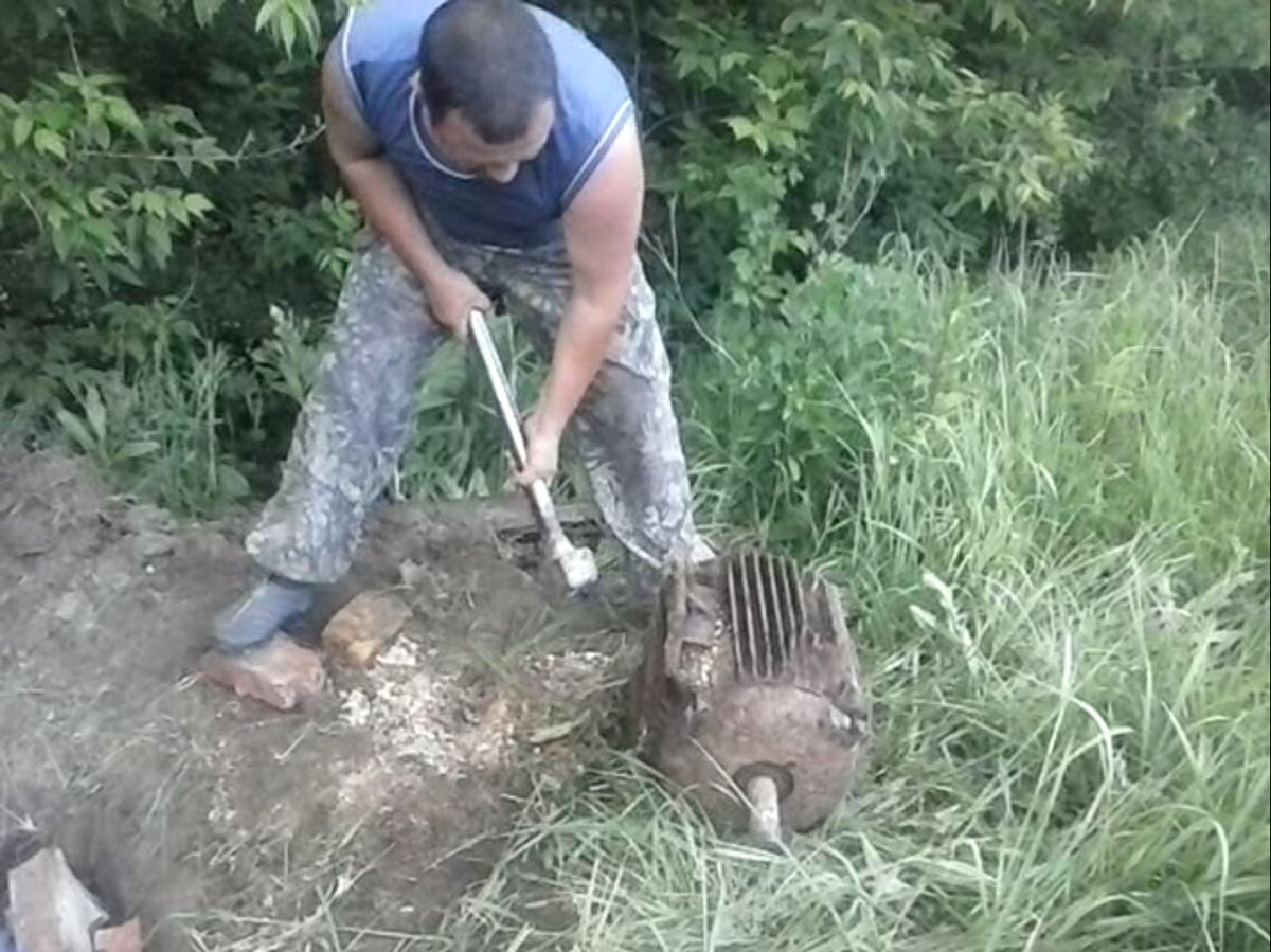 Попадались и эл. двигатели.