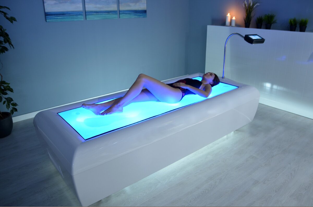 Кушетка бесконтактного гидромассажа "Акваспа" от производителя компании Физиотехника (Россия, Санкт-Петербург)